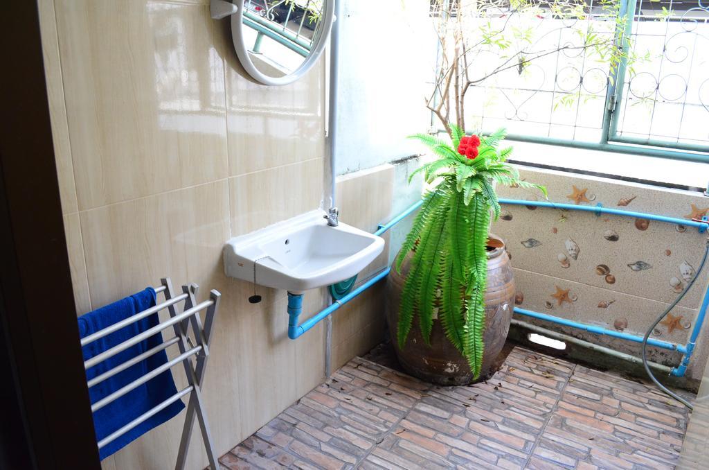 Charan 41 Hostel Bangkok Exterior foto